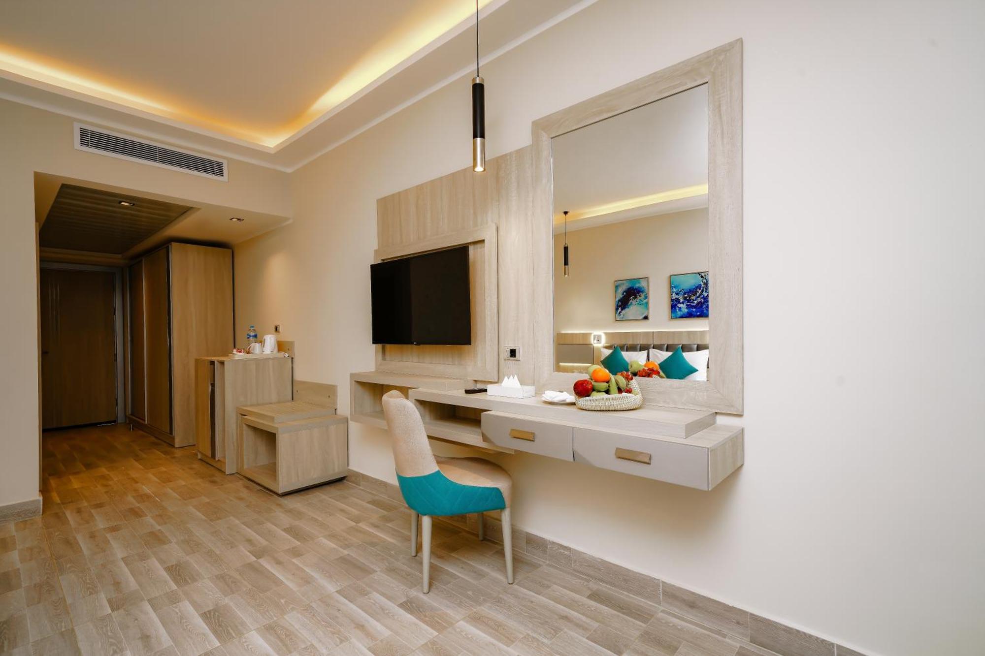 Sirena Beach Resort & Spa مرسى علم المظهر الخارجي الصورة