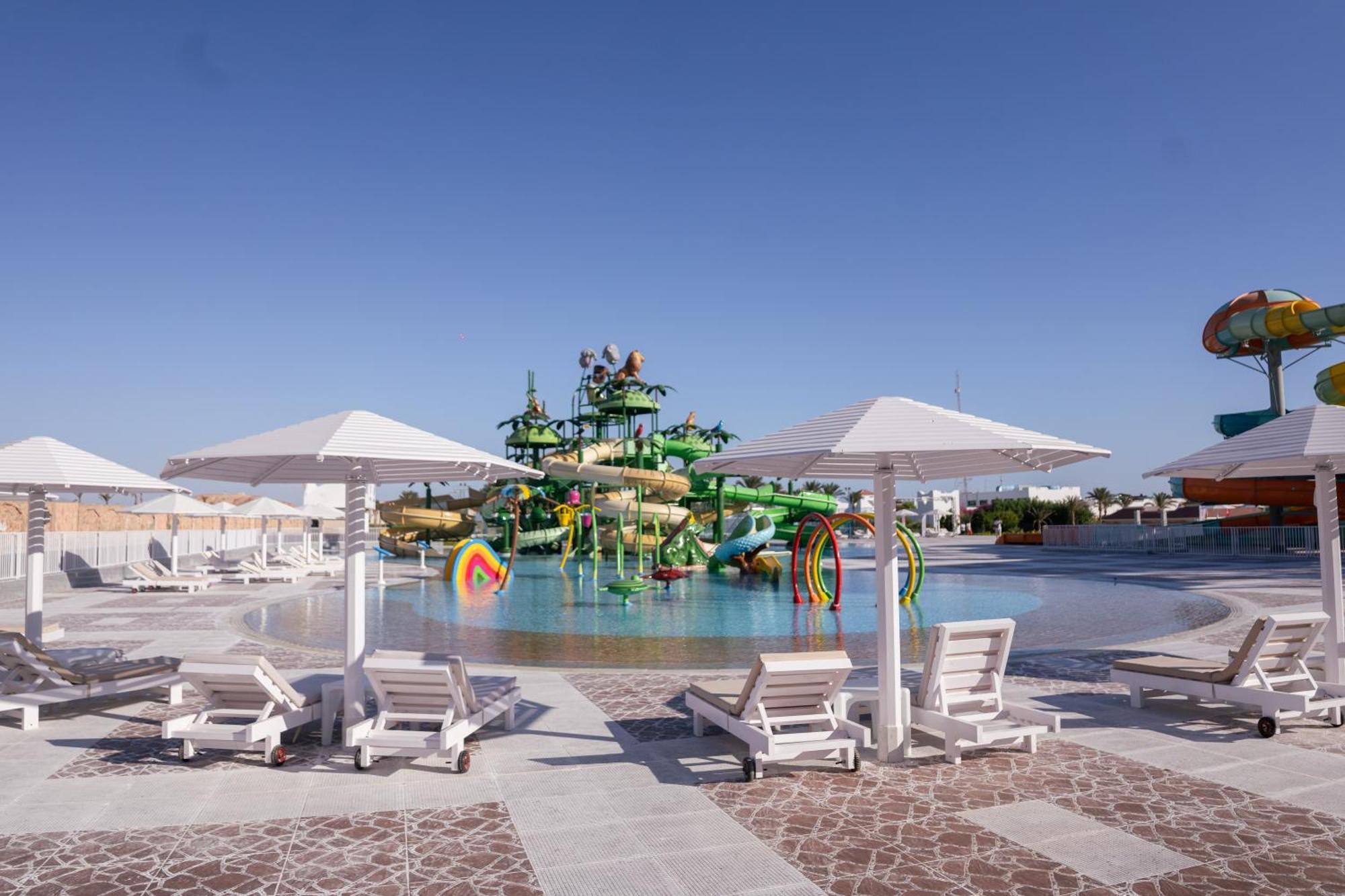 Sirena Beach Resort & Spa مرسى علم المظهر الخارجي الصورة